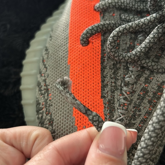 Adidas Yeezy Boost 350V2 Low Beluga Reflective - 8 - Picture 4 of 4